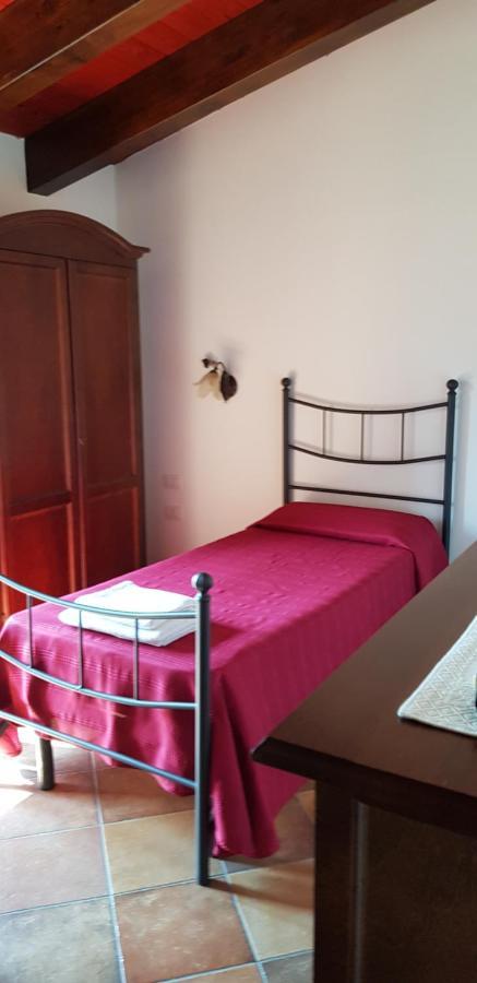 Bed and Breakfast Bed & Breakfast S' Accorru Сант-Антиоко Экстерьер фото